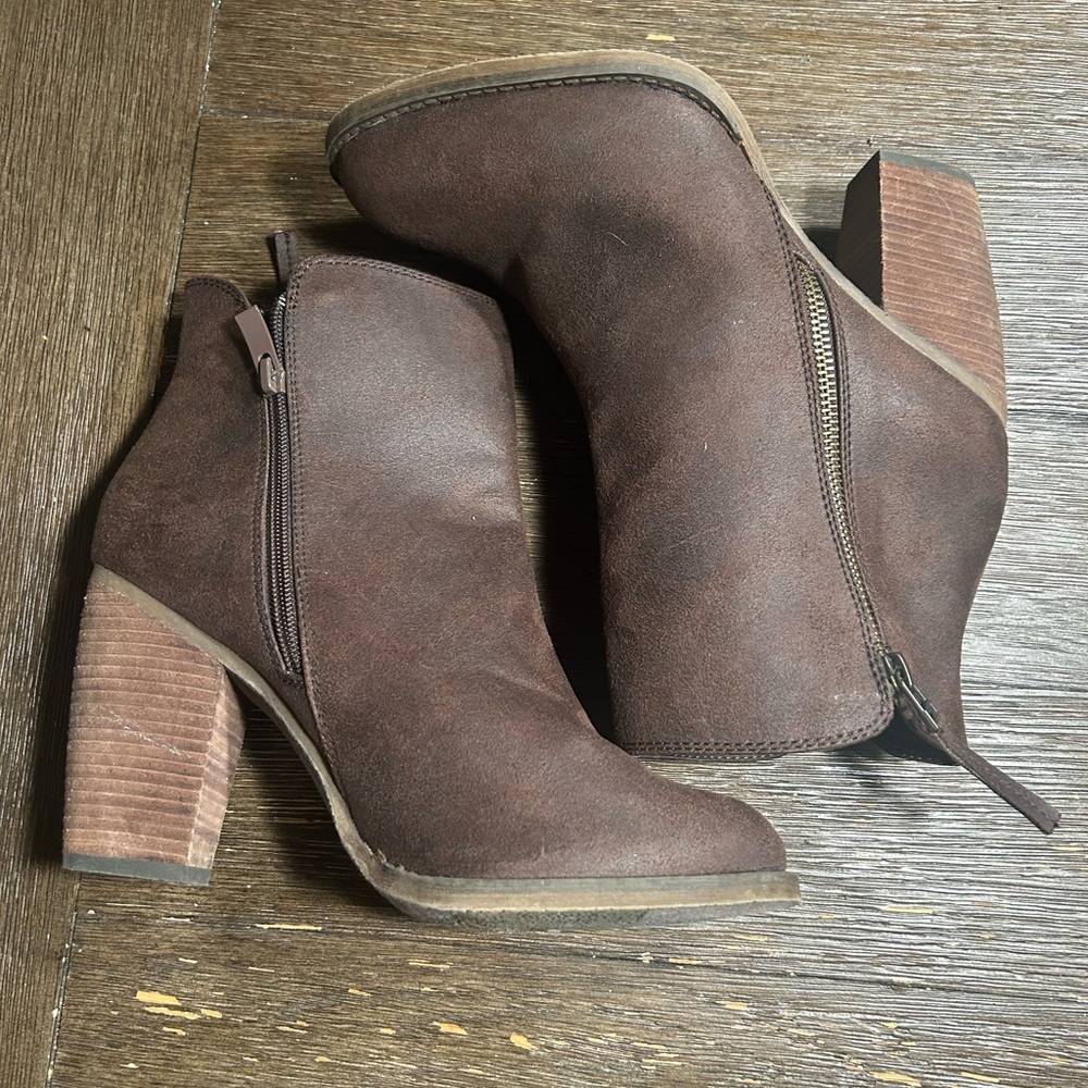 Altar’d State Fritzi Brown Boots size 10 - Picture 7 of 11